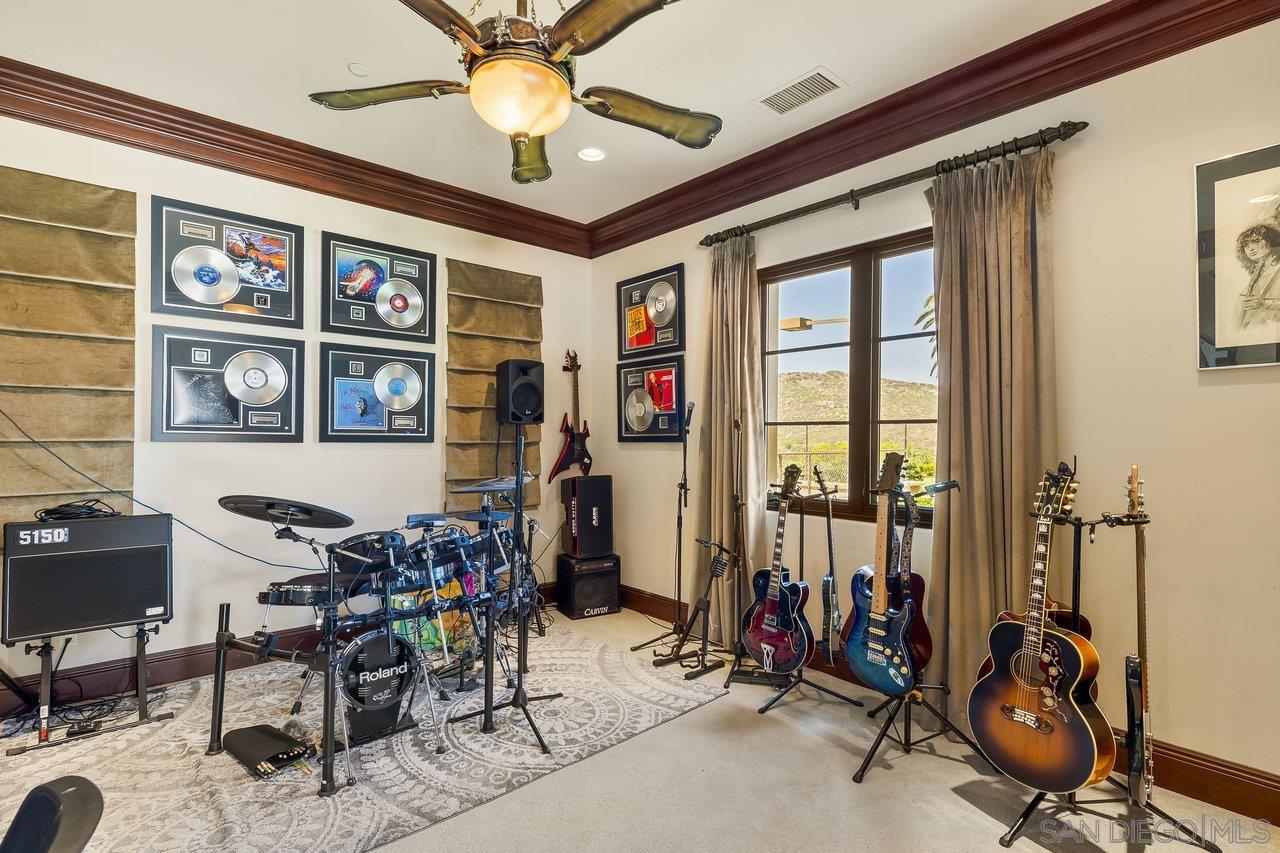 Detail Gallery Image 56 of 67 For 14170  Bryce Pt, Poway,  CA 92064 - 8 Beds | 9/4 Baths