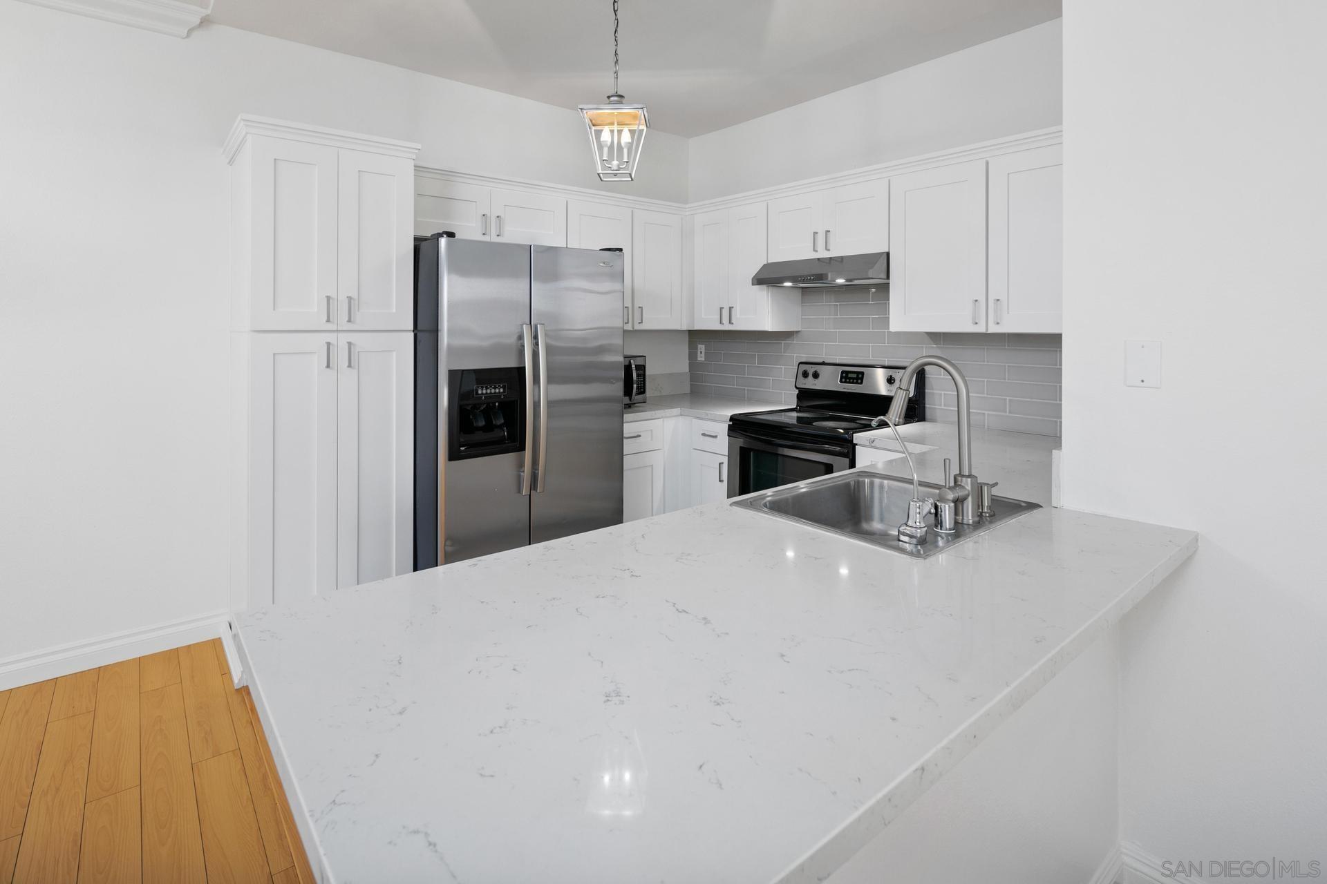 Detail Gallery Image 3 of 17 For 17161  Alva Rd  1211, San Diego,  CA 92127 - 1 Beds | 1 Baths