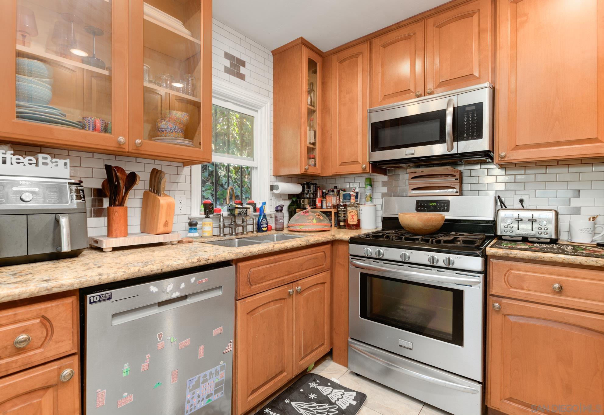 Detail Gallery Image 7 of 25 For 3455  Landis St, San Diego,  CA 92104 - 2 Beds | 1 Baths