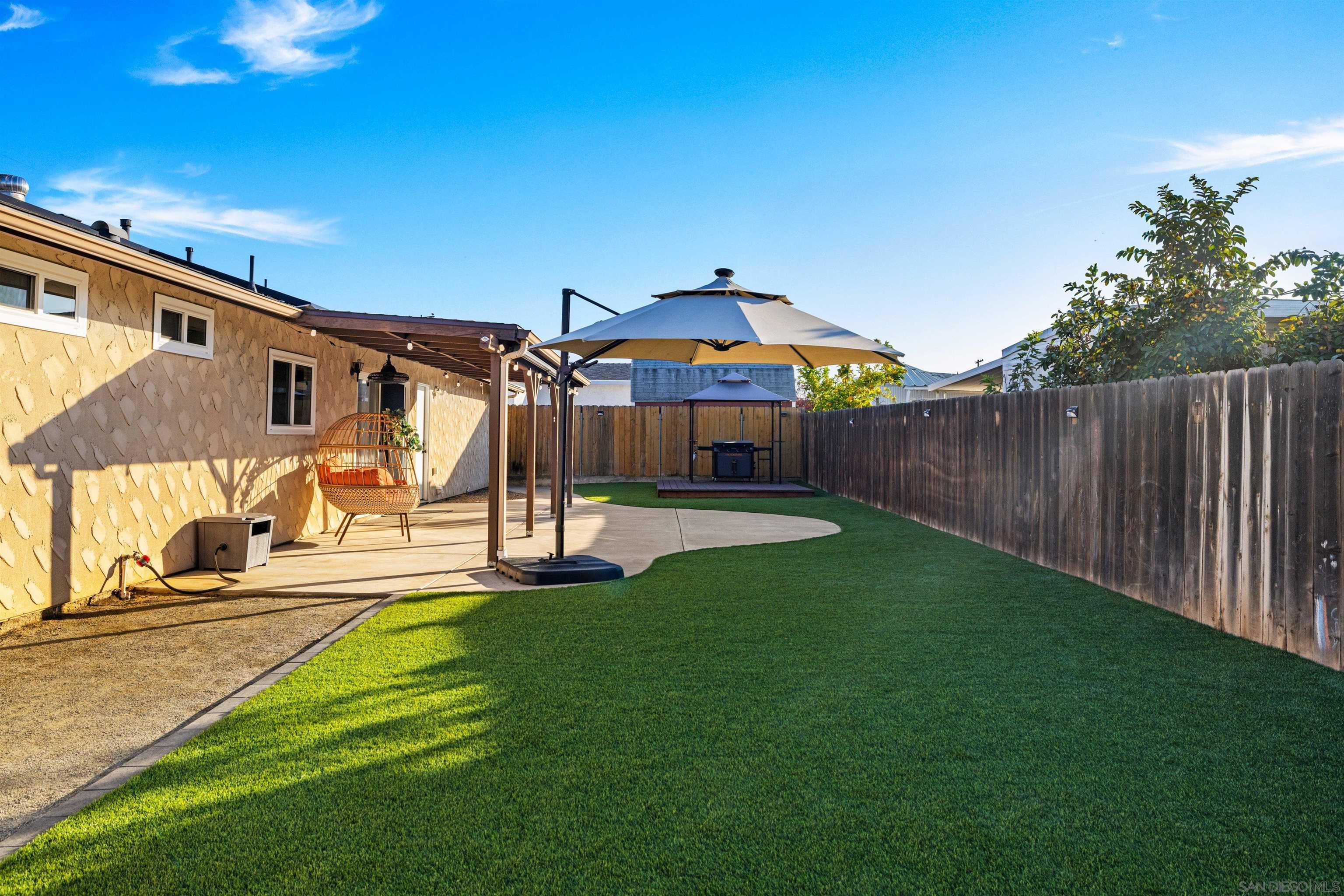 Detail Gallery Image 27 of 30 For 8802  Blue Boy Ln, Santee,  CA 92071 - 3 Beds | 2 Baths