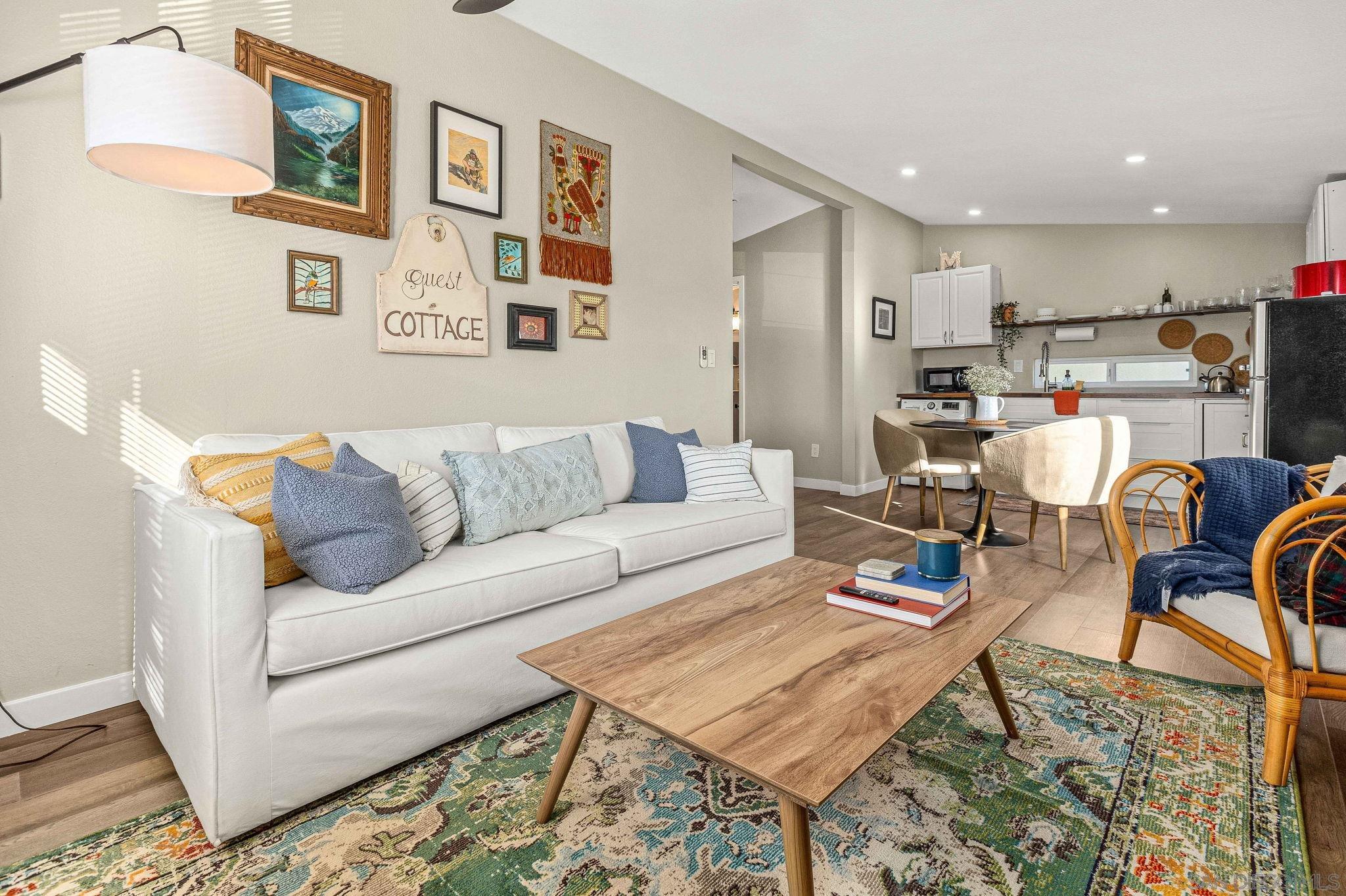 Front Image Thumbnail for SD250045000