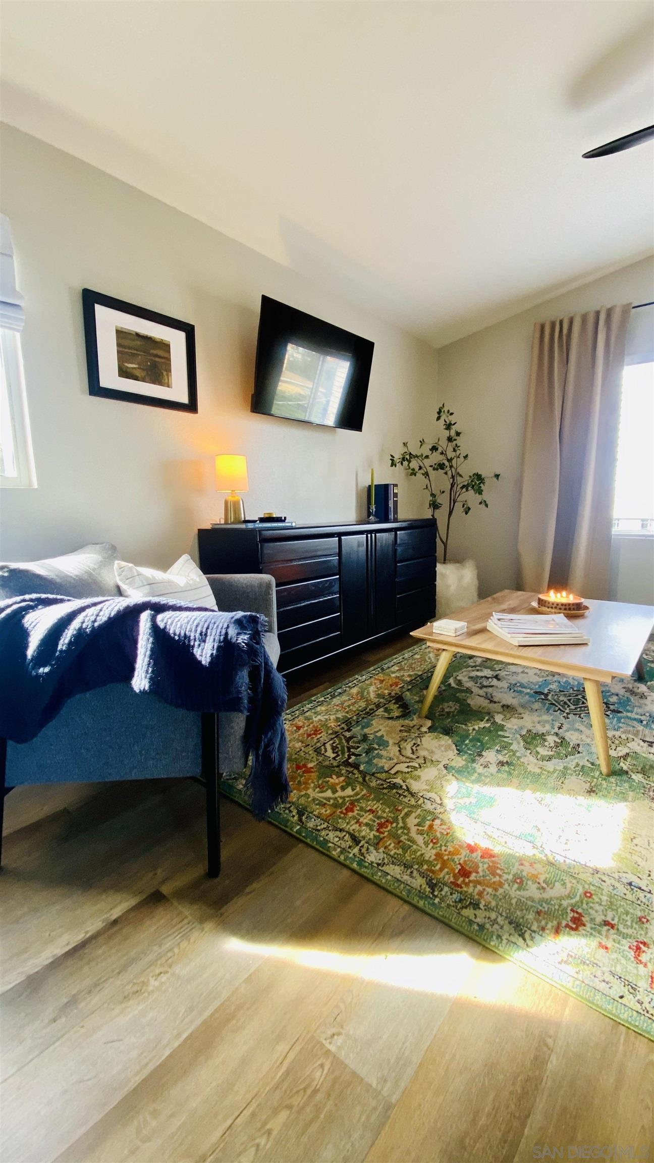 Detail Gallery Image 2 of 30 For , La Mesa,  CA 91942 - 1 Beds | 1 Baths