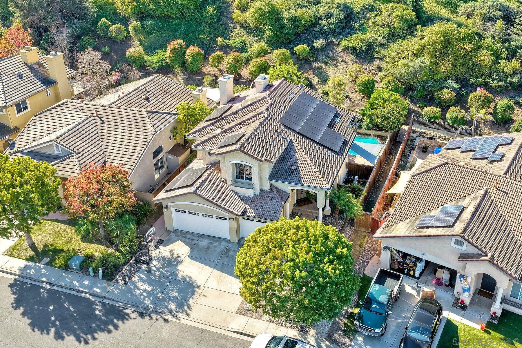 Detail Gallery Image 35 of 47 For 13660  Lindamere Ln, San Diego,  CA 92128 - 4 Beds | 3 Baths