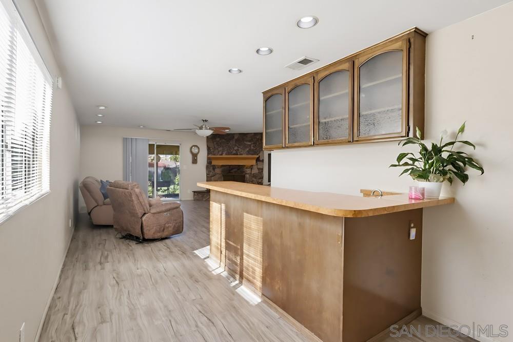 Detail Gallery Image 12 of 20 For 602  Claydelle Ave., El Cajon,  CA 92020 - 2 Beds | 2 Baths