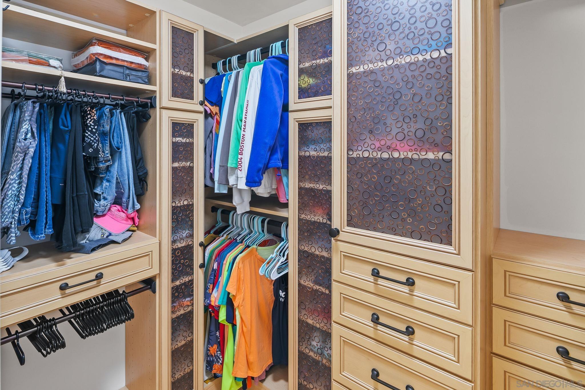 Detail Gallery Image 28 of 29 For 801  Ash St  702, San Diego,  CA 92101 - 2 Beds | 2/1 Baths