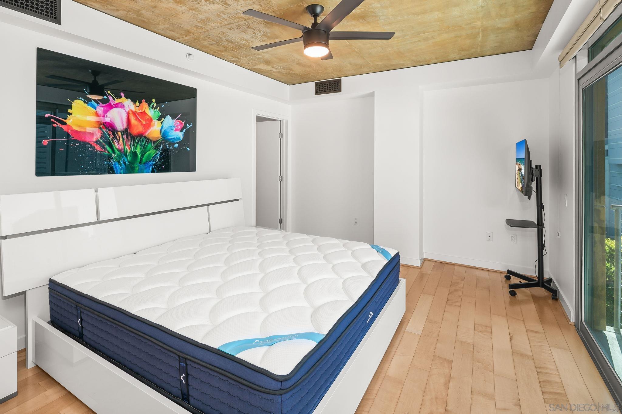 Detail Gallery Image 10 of 29 For 801  Ash St  702, San Diego,  CA 92101 - 2 Beds | 2/1 Baths