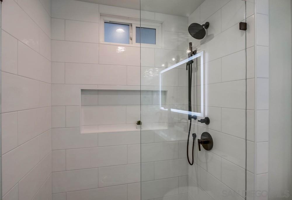 Detail Gallery Image 23 of 40 For 10726  Vista Valle Drive, San Diego,  CA 92131 - 4 Beds | 3 Baths