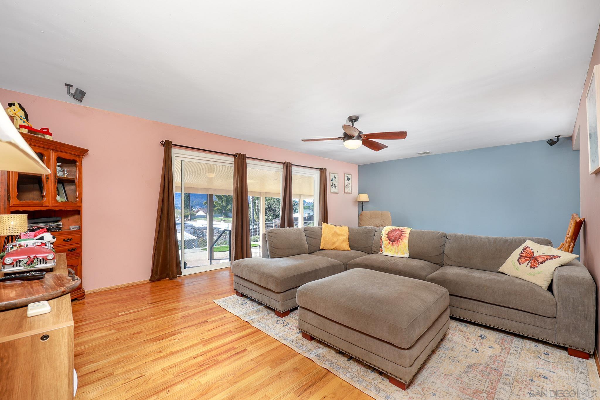 Detail Gallery Image 2 of 25 For 7948  Shalamar Dr, El Cajon,  CA 92021 - 3 Beds | 2 Baths