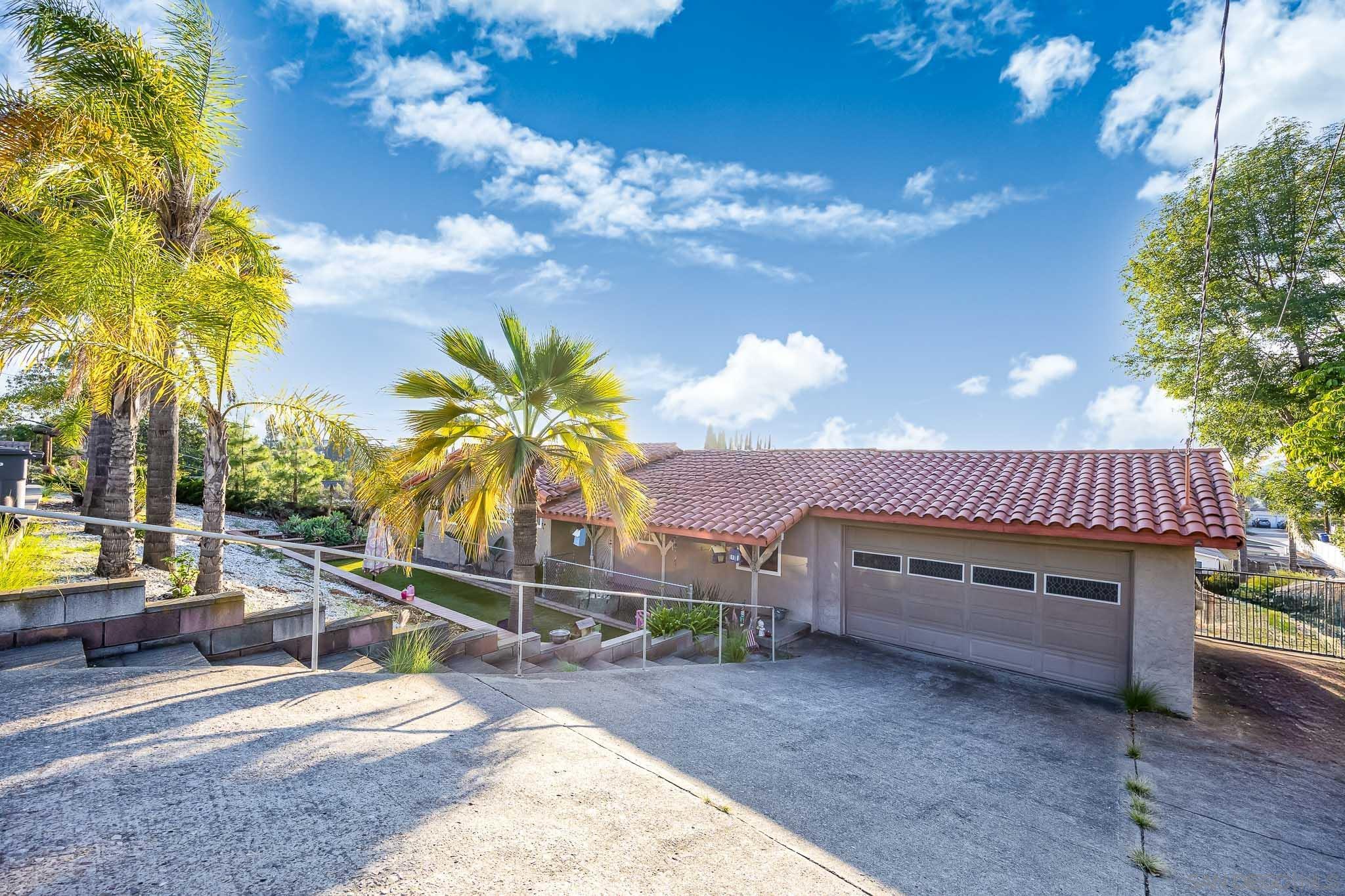 Detail Gallery Image 14 of 25 For 7948  Shalamar Dr, El Cajon,  CA 92021 - 3 Beds | 2 Baths