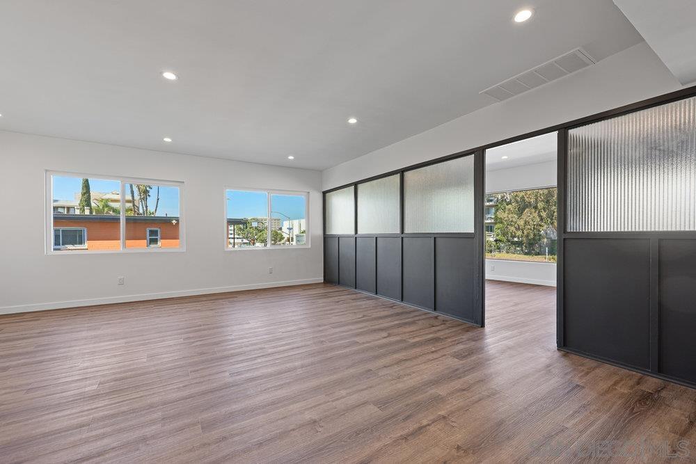 Detail Gallery Image 2 of 22 For 825  Washington St., San Diego,  CA 92103 - – Beds | – Baths