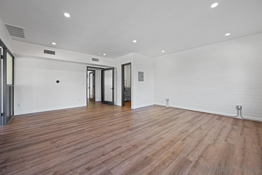 Detail Gallery Image 4 of 22 For 825  Washington St., San Diego,  CA 92103 - – Beds | – Baths