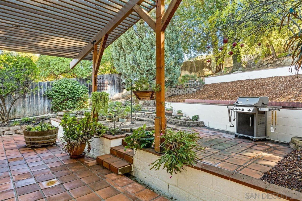 Detail Gallery Image 18 of 51 For 16109  Watt Way, Ramona,  CA 92065 - 3 Beds | 2/1 Baths