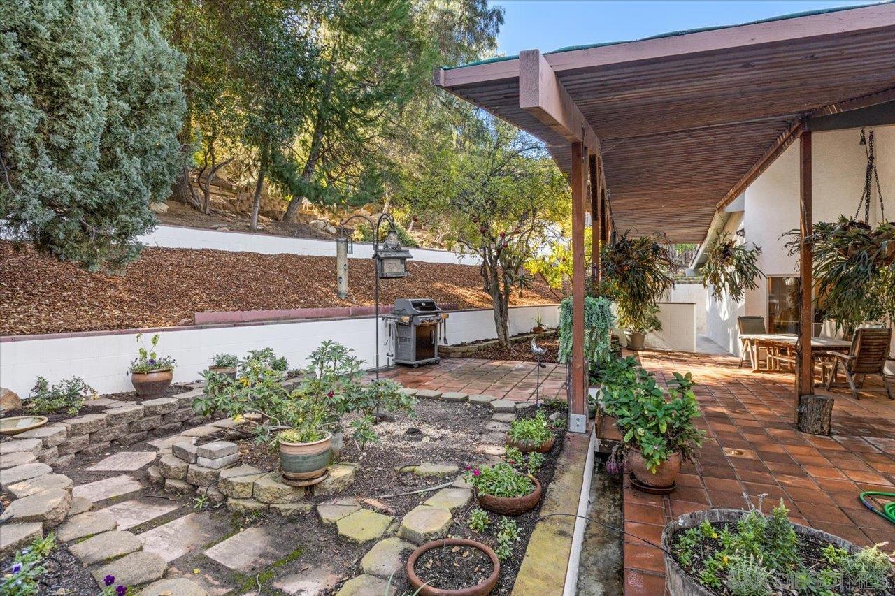 Detail Gallery Image 19 of 51 For 16109  Watt Way, Ramona,  CA 92065 - 3 Beds | 2/1 Baths