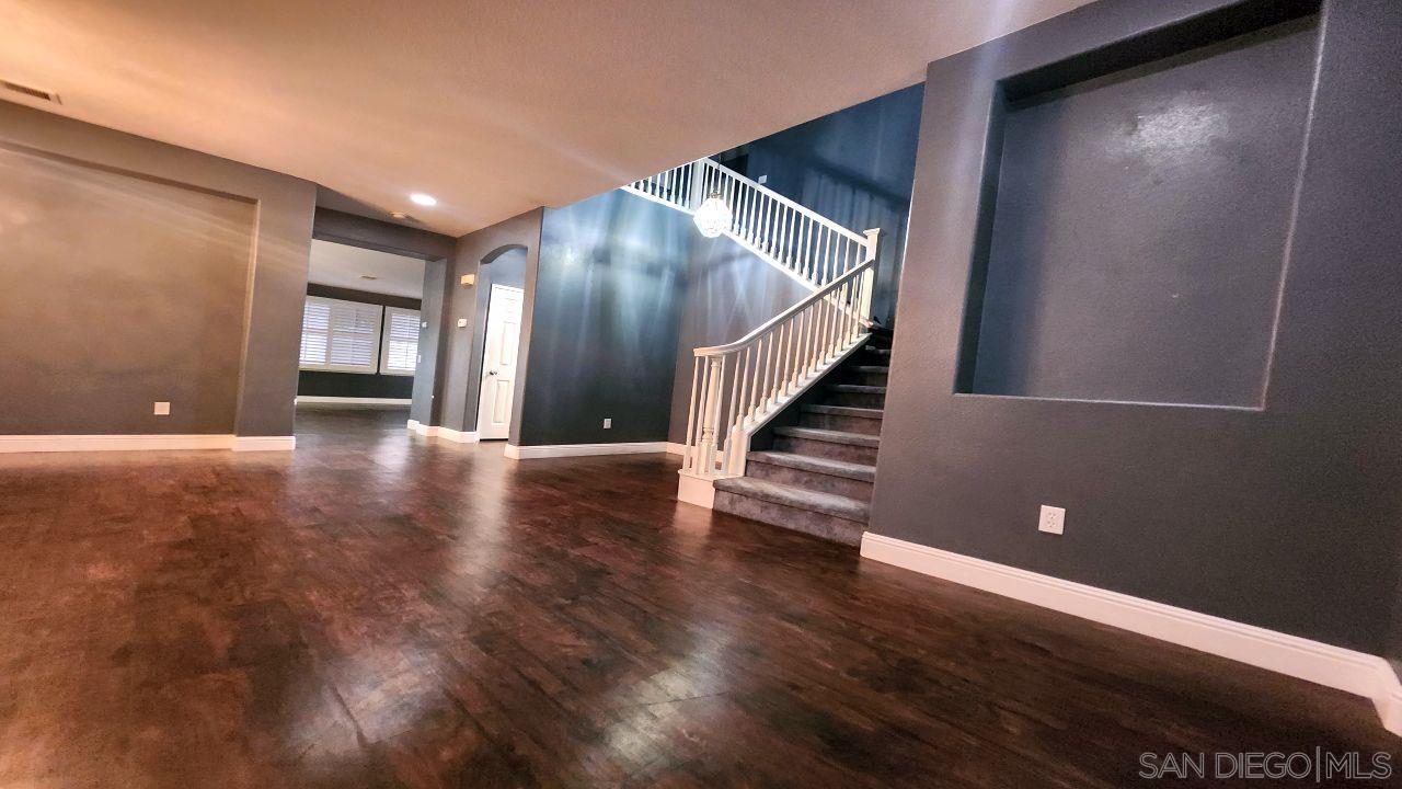 Detail Gallery Image 3 of 70 For 36605  Walden Ln, Murrieta,  CA 92563 - 4 Beds | 2/1 Baths