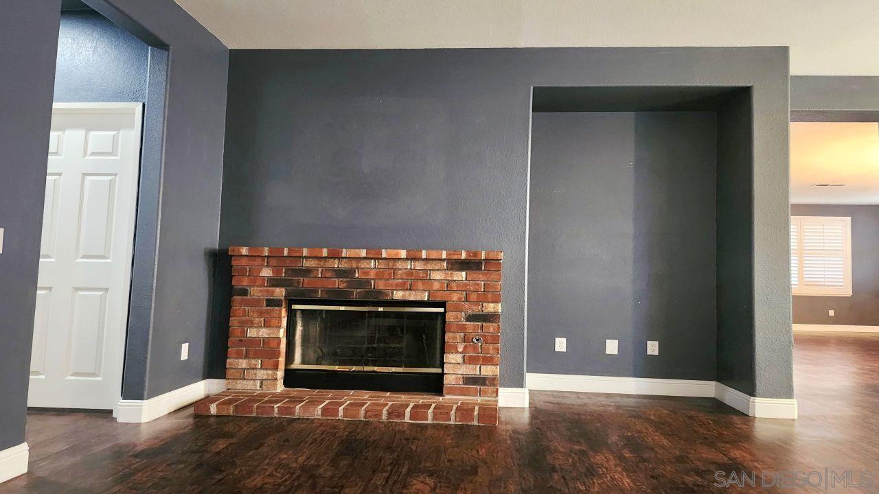 Detail Gallery Image 8 of 70 For 36605  Walden Ln, Murrieta,  CA 92563 - 4 Beds | 2/1 Baths