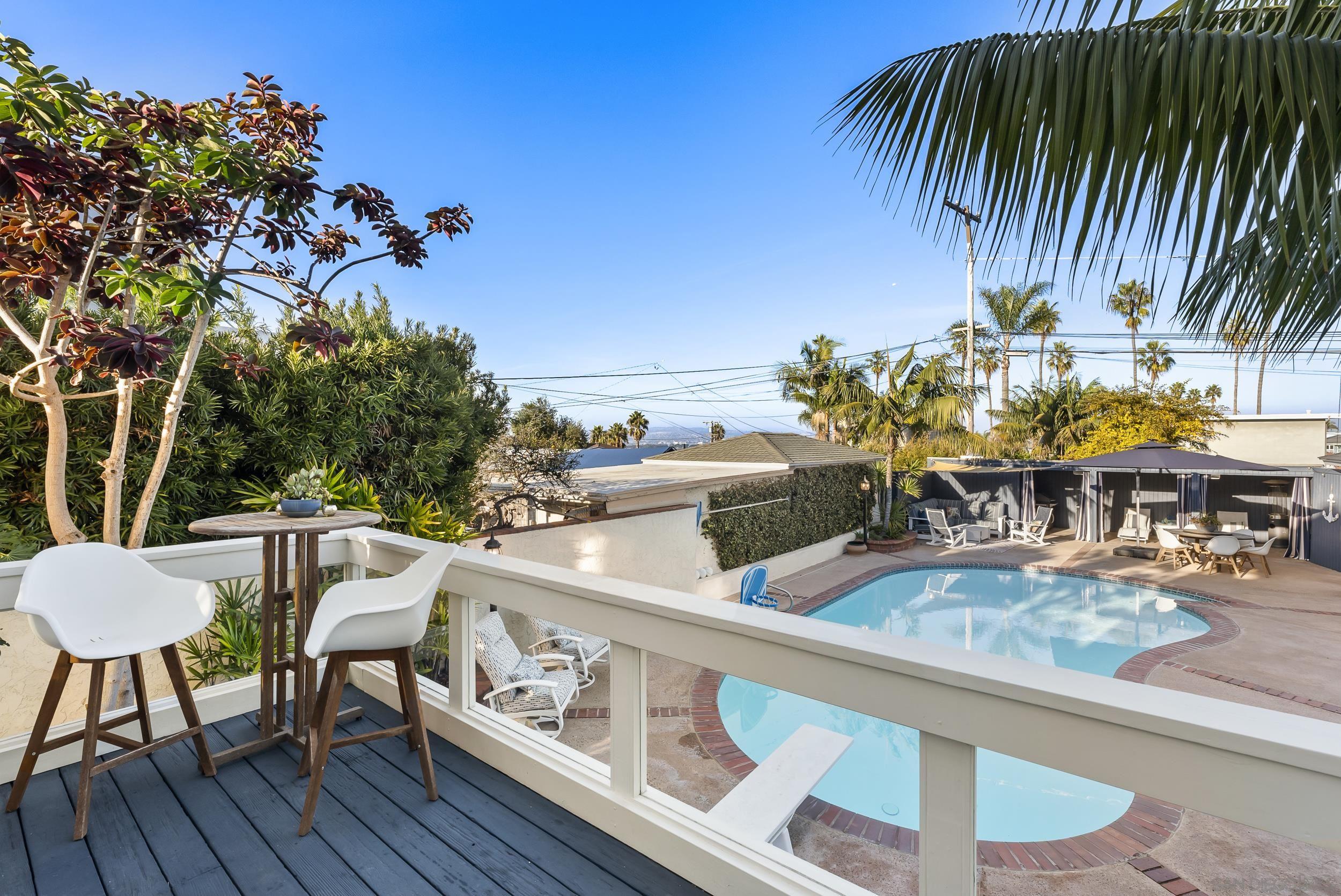 Detail Gallery Image 14 of 68 For 4474  Niagara Ave, San Diego,  CA 92107 - 6 Beds | 4 Baths