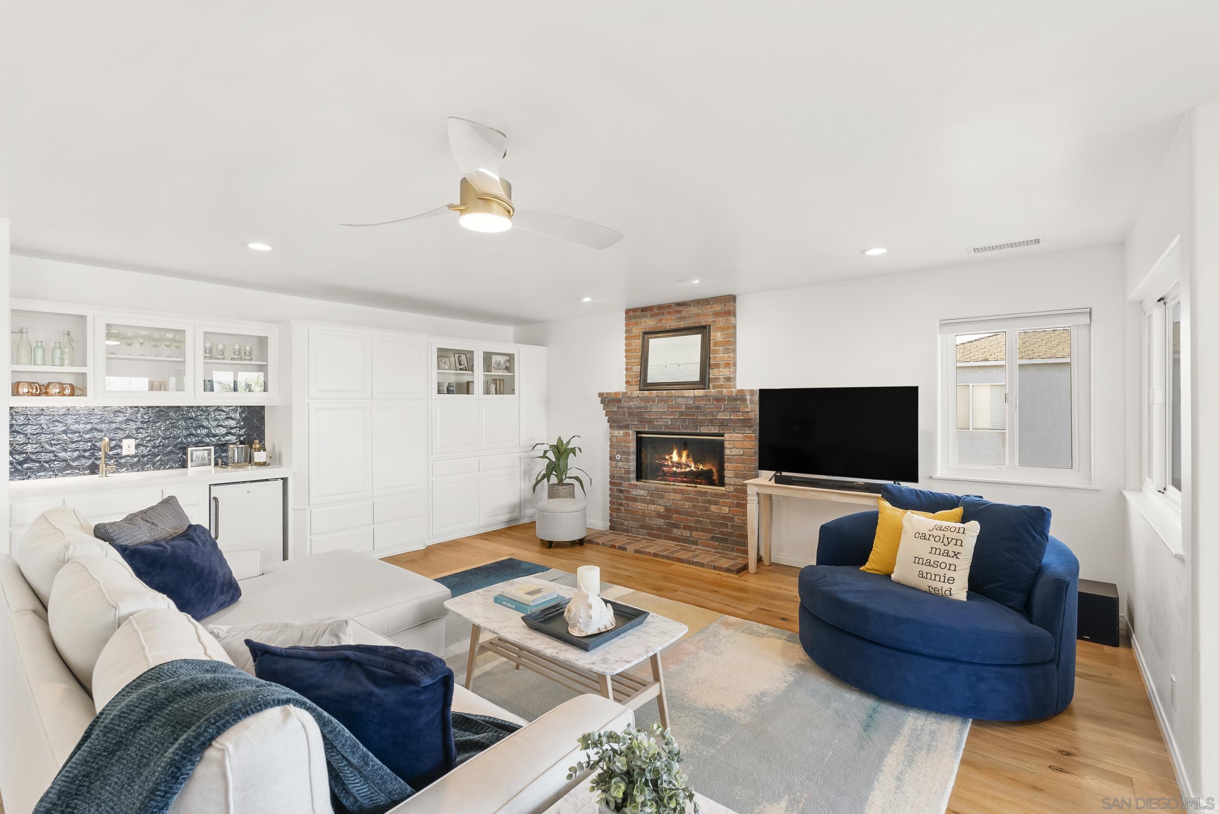 Detail Gallery Image 24 of 68 For 4474  Niagara Ave, San Diego,  CA 92107 - 6 Beds | 4 Baths