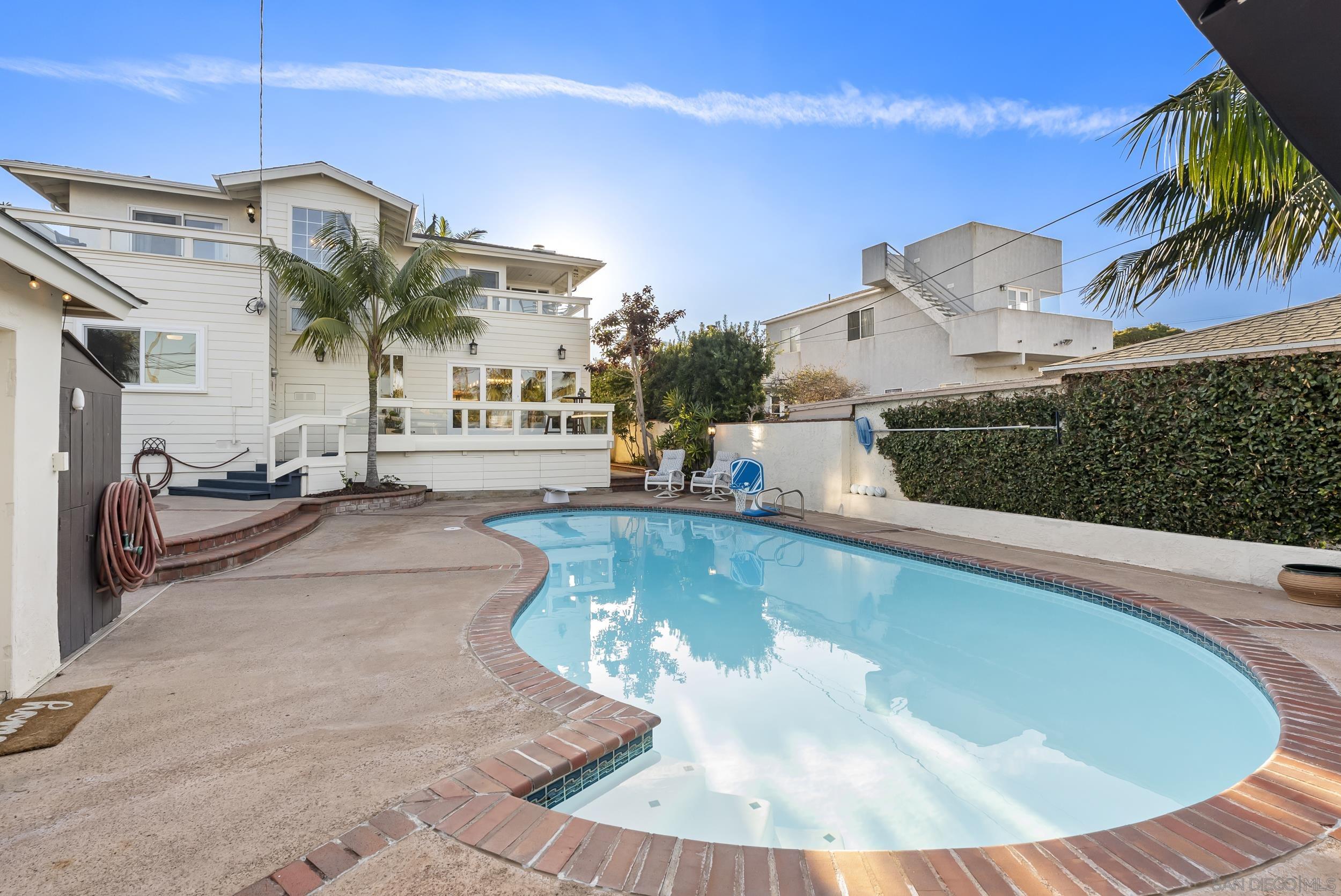 Detail Gallery Image 60 of 68 For 4474  Niagara Ave, San Diego,  CA 92107 - 6 Beds | 4 Baths