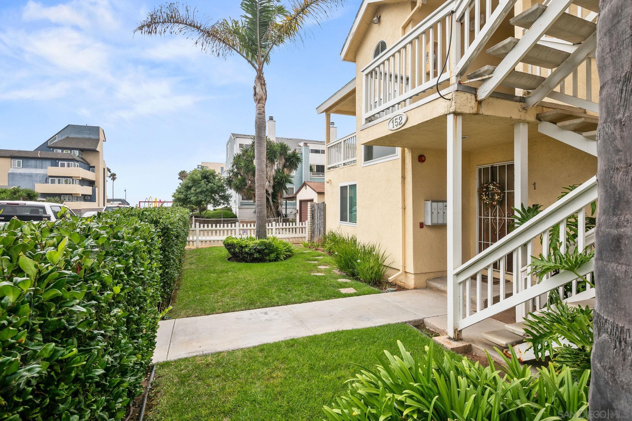 Detail Gallery Image 40 of 44 For 152  Evergreen Ave.  #4,  Imperial Beach,  CA 91932 - 2 Beds | 2 Baths