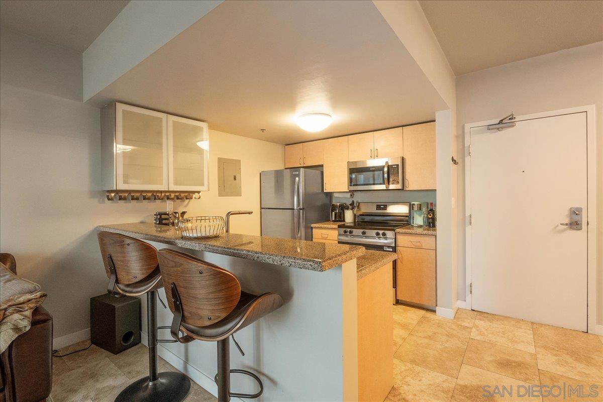 Detail Gallery Image 19 of 29 For 425 W Beech St  503, San Diego,  CA 92101 - 2 Beds | 1 Baths