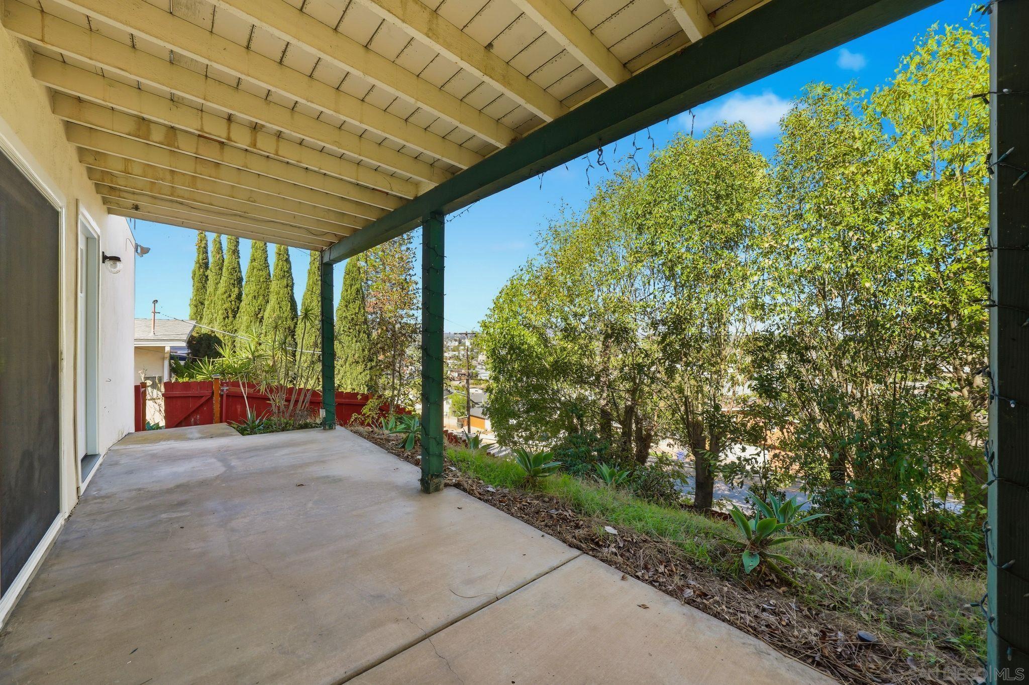 Detail Gallery Image 27 of 51 For 4040  Yale Ave, La Mesa,  CA 91941 - 4 Beds | 3 Baths