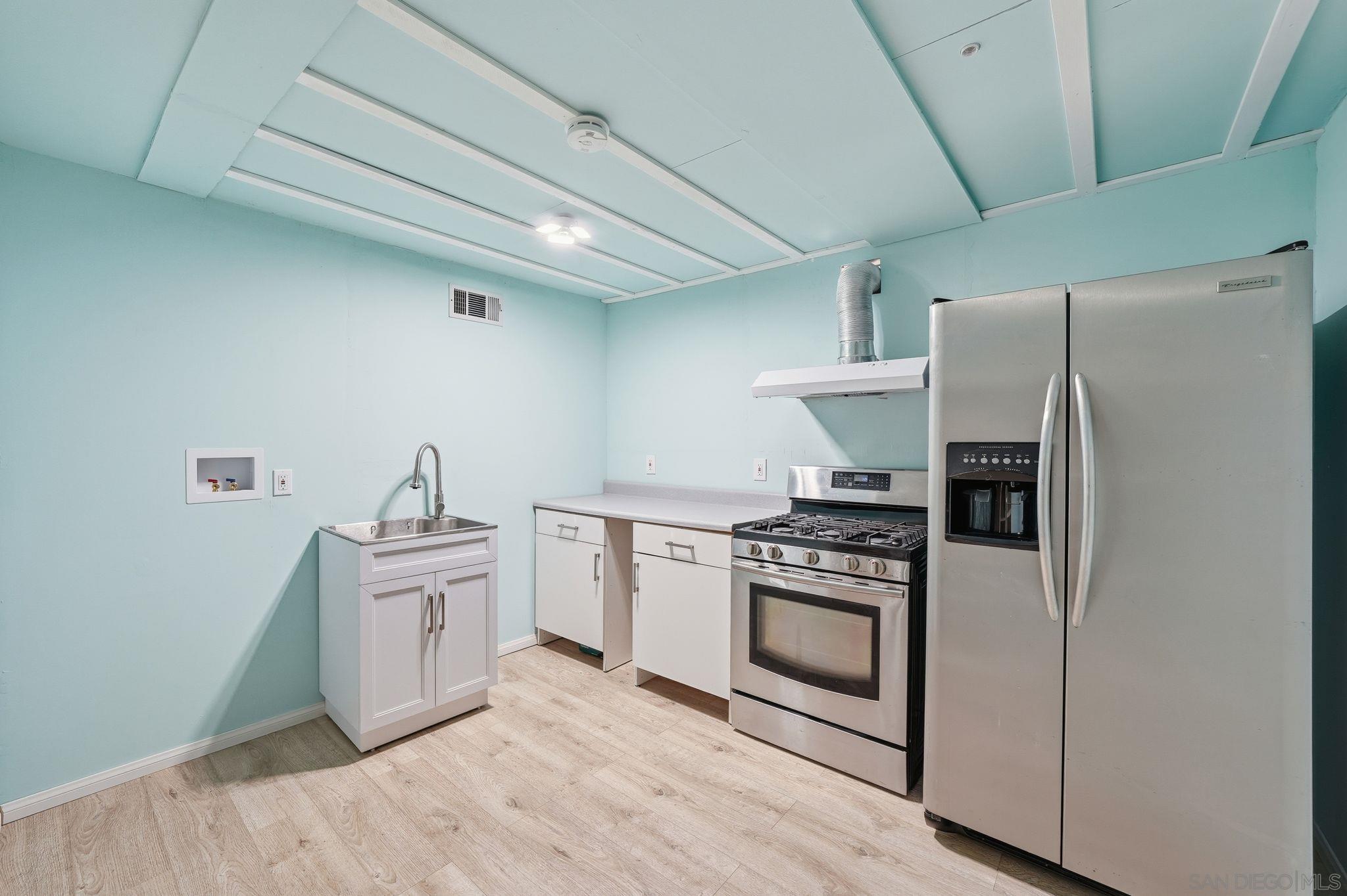 Detail Gallery Image 31 of 48 For 4040  Yale Ave, La Mesa,  CA 91941 - 4 Beds | 3 Baths