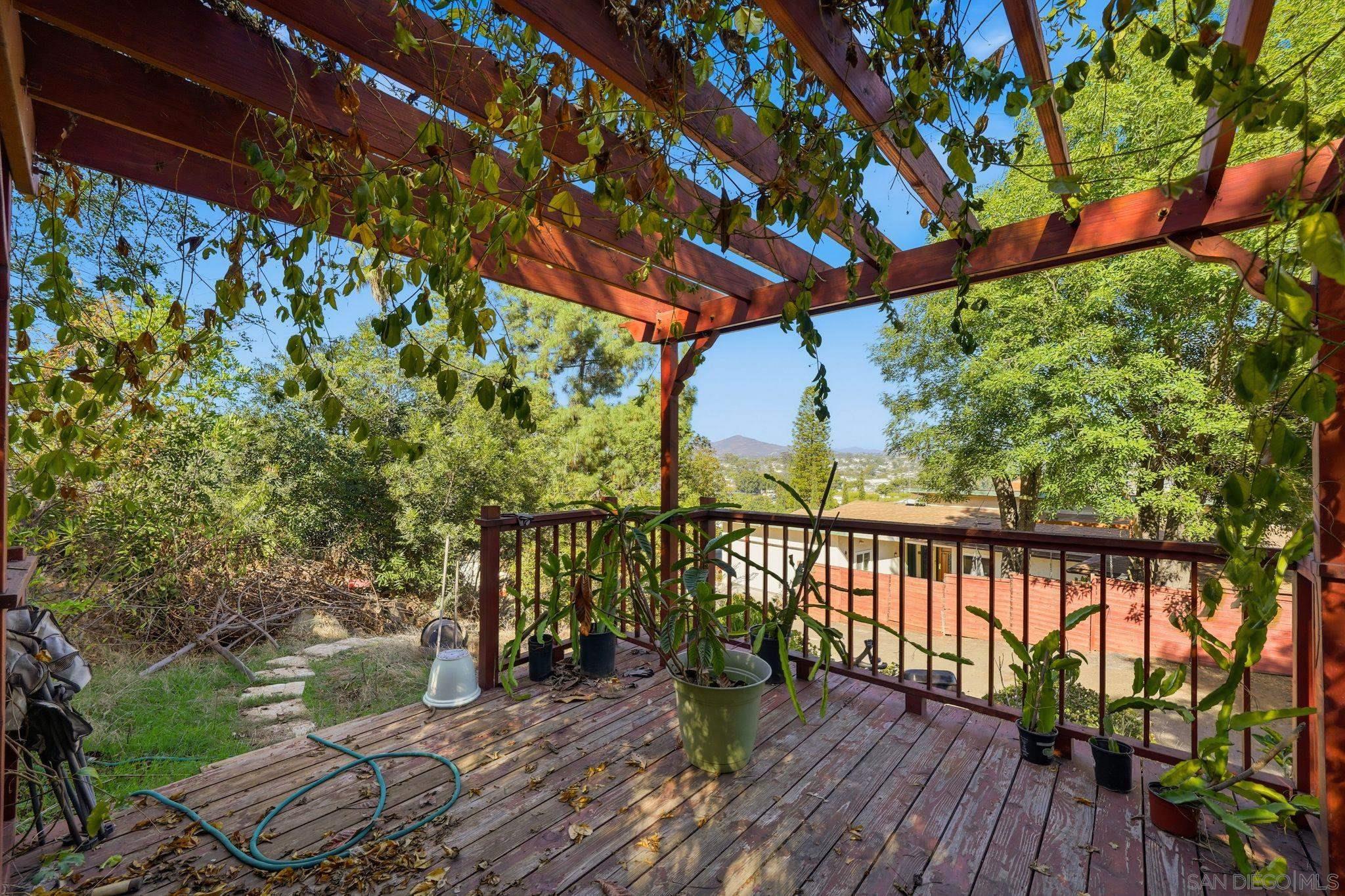 Detail Gallery Image 39 of 48 For 4040  Yale Ave, La Mesa,  CA 91941 - 4 Beds | 3 Baths