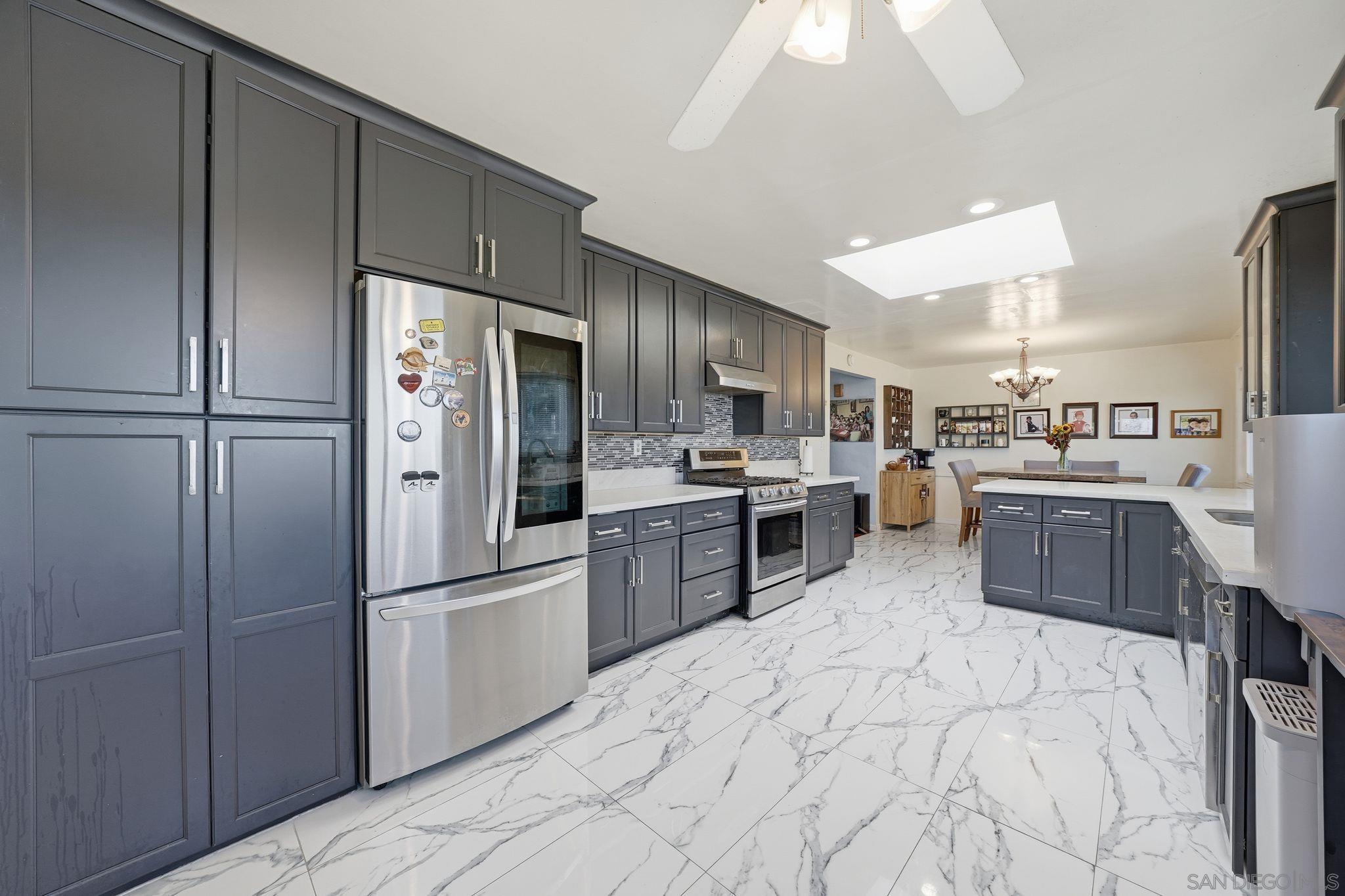 Detail Gallery Image 7 of 51 For 4040  Yale Ave, La Mesa,  CA 91941 - 4 Beds | 3 Baths