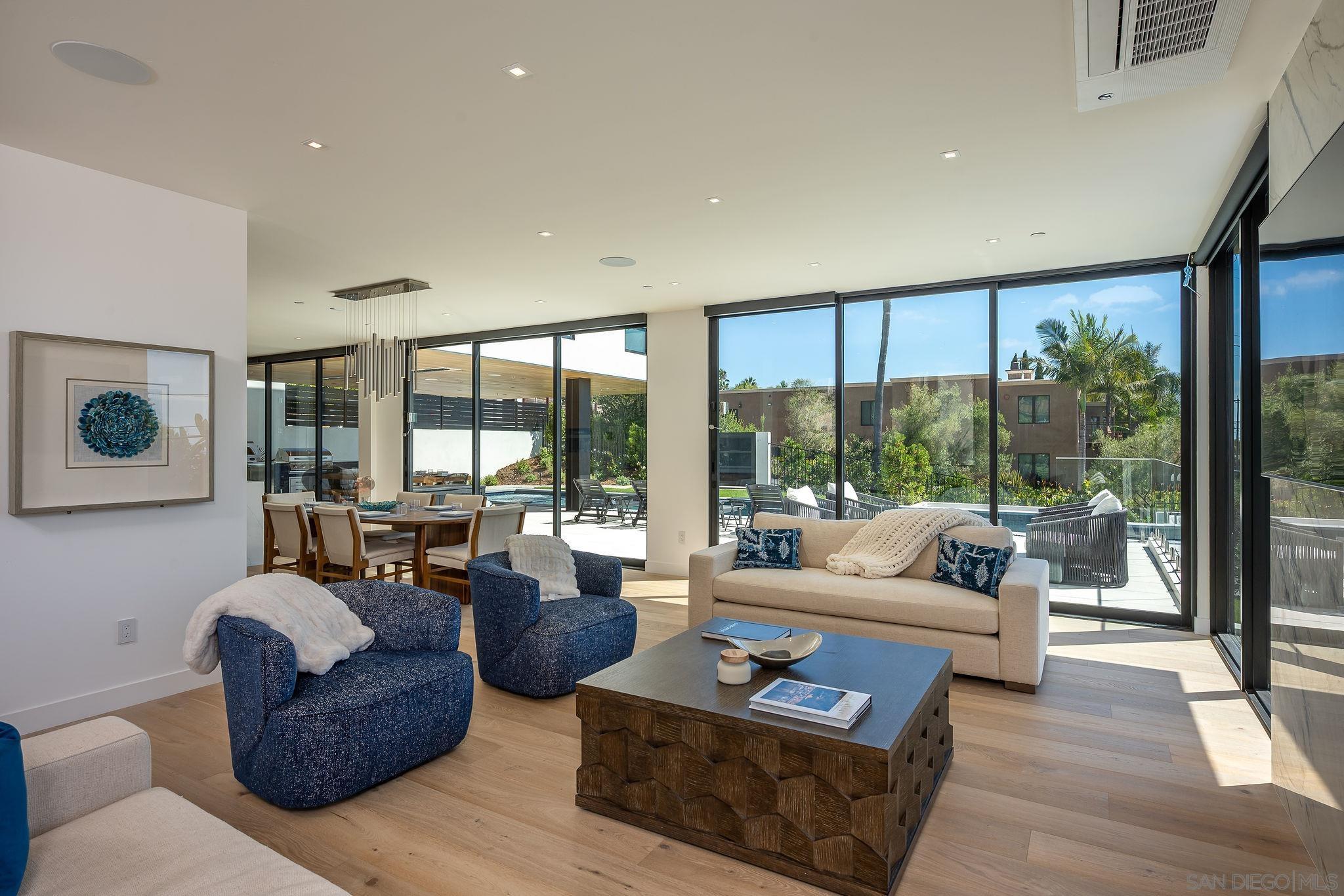 Detail Gallery Image 15 of 39 For 1605  Burgundy Rd, Encinitas,  CA 92024 - 4 Beds | 4/1 Baths