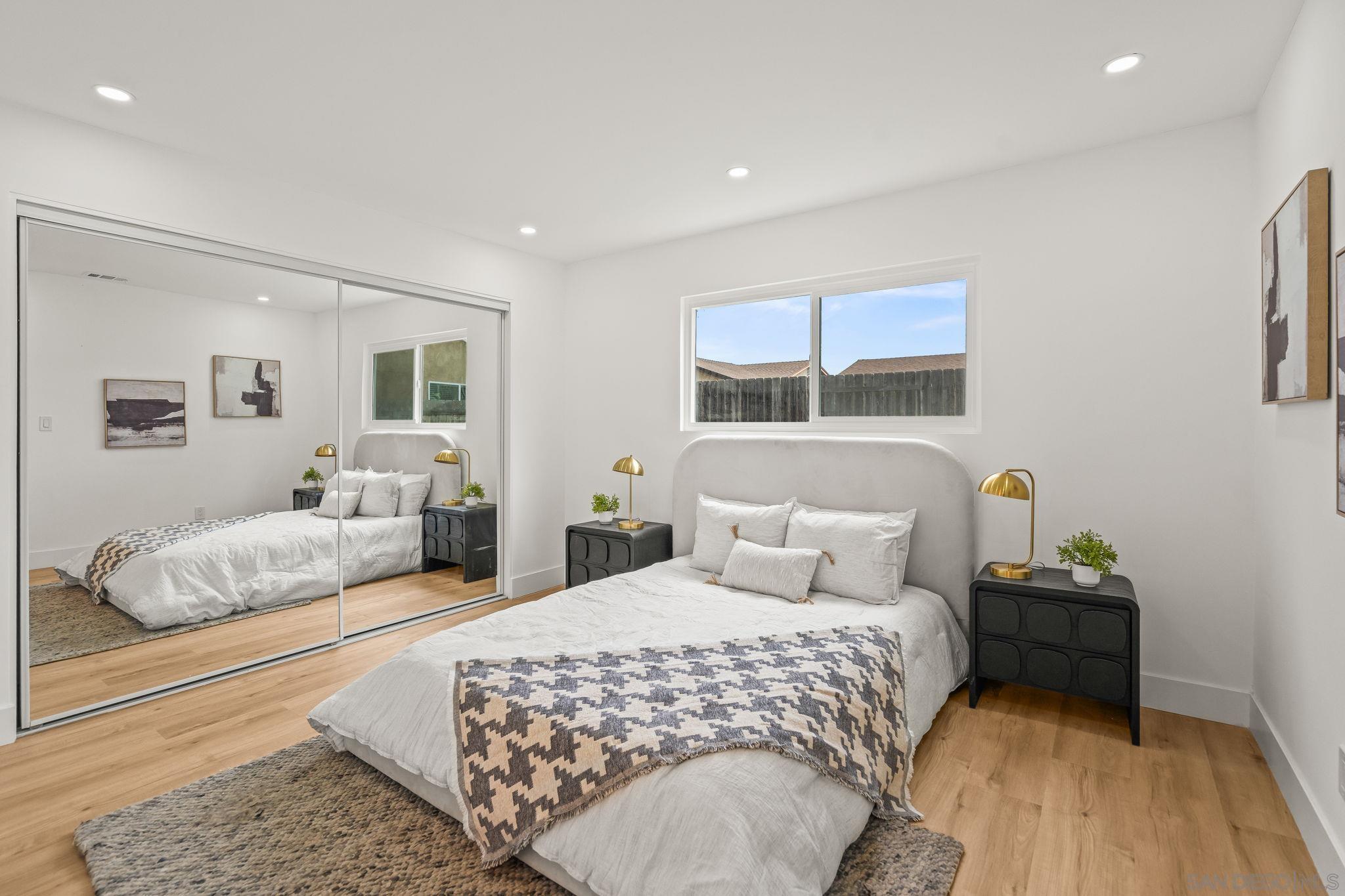 Detail Gallery Image 13 of 22 For 10265  Eagle Rock Avenue, San Diego,  CA 92126 - 4 Beds | 2 Baths