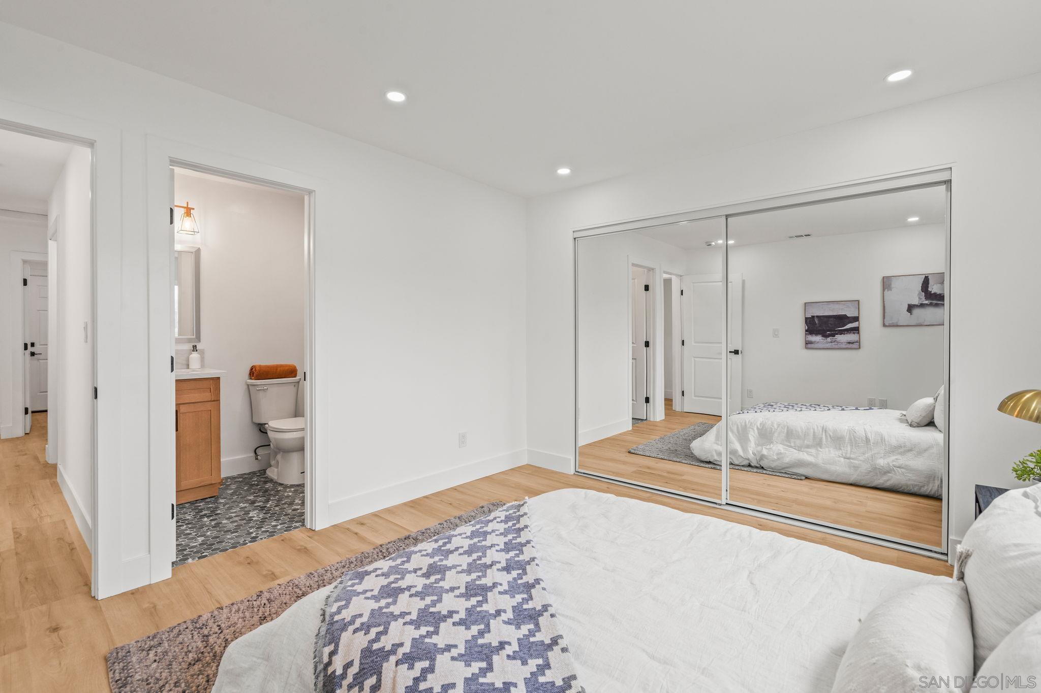 Detail Gallery Image 14 of 22 For 10265  Eagle Rock Avenue, San Diego,  CA 92126 - 4 Beds | 2 Baths