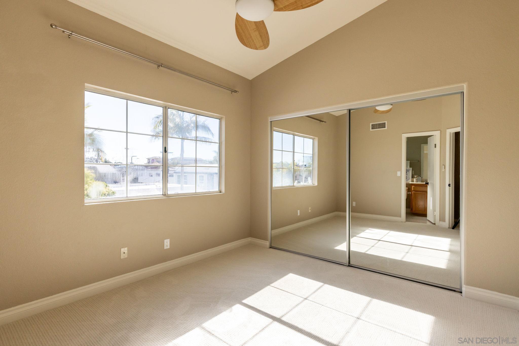 Detail Gallery Image 20 of 25 For 4064  Front St  #2,  San Diego,  CA 92103 - 2 Beds | 2/1 Baths