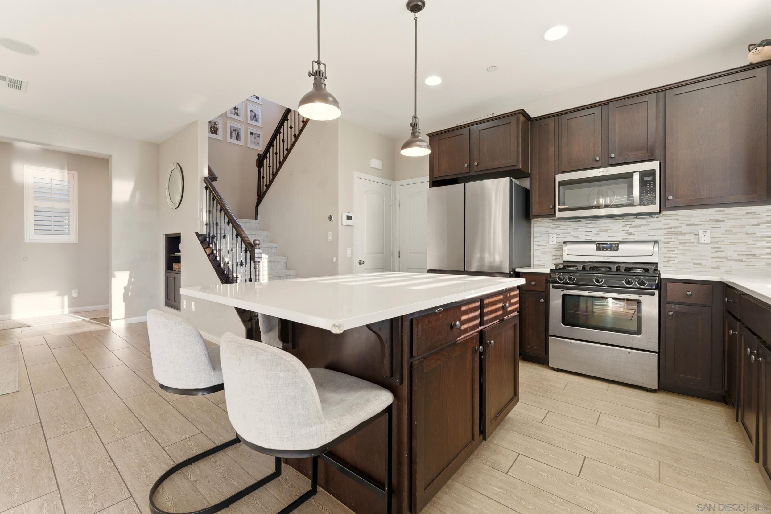 Detail Gallery Image 12 of 43 For 1552  Franceschi Dr, Chula Vista,  CA 91913 - 3 Beds | 2/1 Baths