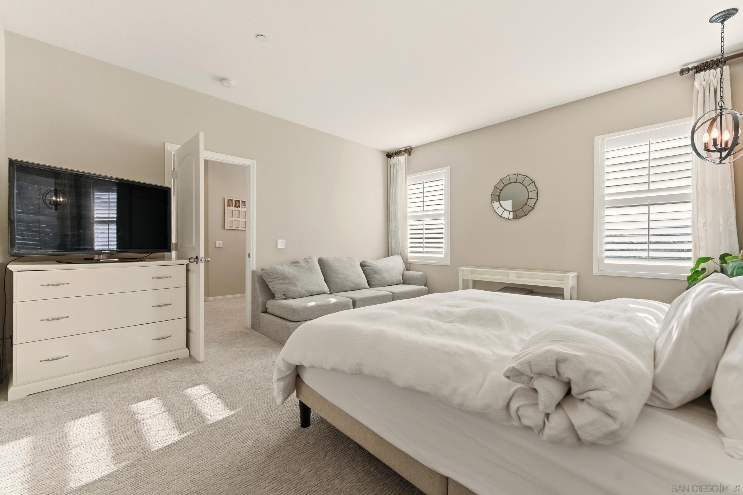 Detail Gallery Image 15 of 43 For 1552  Franceschi Dr, Chula Vista,  CA 91913 - 3 Beds | 2/1 Baths