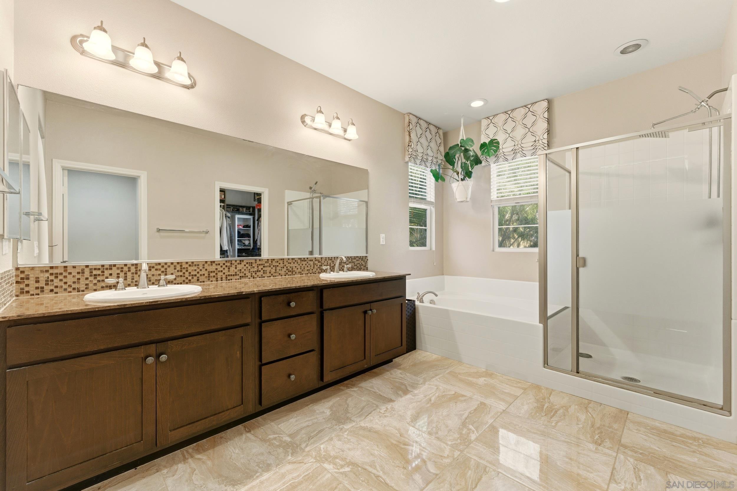 Detail Gallery Image 21 of 43 For 1552  Franceschi Dr, Chula Vista,  CA 91913 - 3 Beds | 2/1 Baths