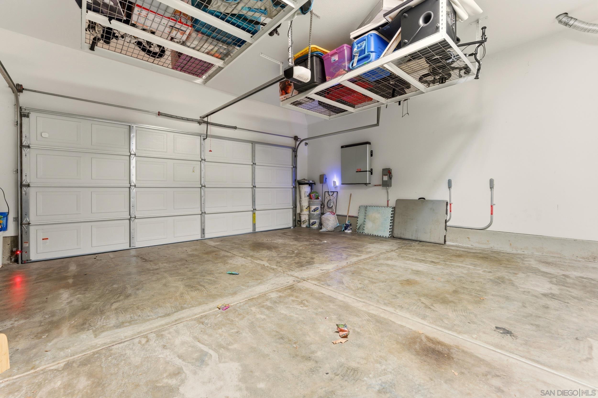 Detail Gallery Image 34 of 43 For 1552  Franceschi Dr, Chula Vista,  CA 91913 - 3 Beds | 2/1 Baths