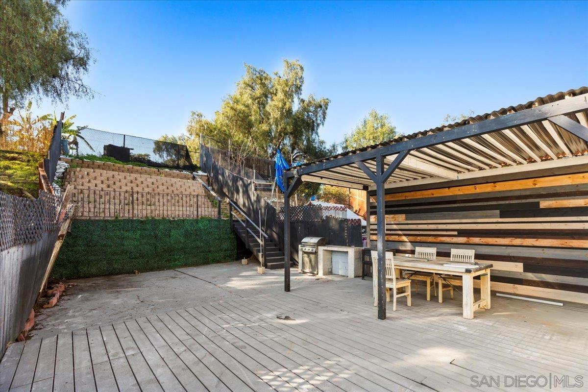 Detail Gallery Image 12 of 55 For 430 S 33rd St, San Diego,  CA 92113 - 3 Beds | 2 Baths