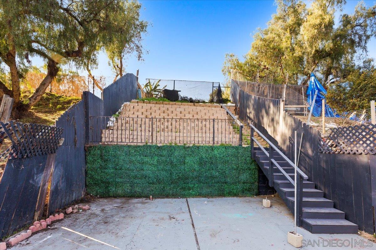 Detail Gallery Image 13 of 55 For 430 S 33rd St, San Diego,  CA 92113 - 3 Beds | 2 Baths