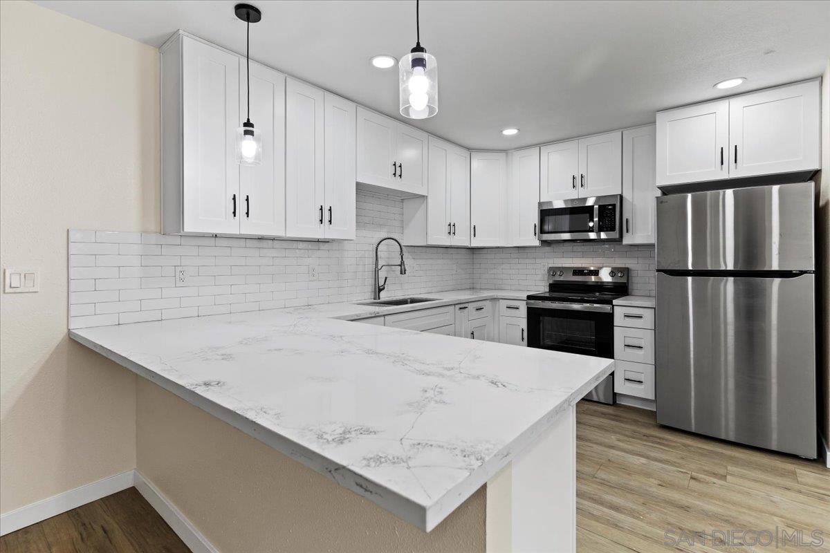 Detail Gallery Image 16 of 55 For 430 S 33rd St, San Diego,  CA 92113 - 3 Beds | 2 Baths