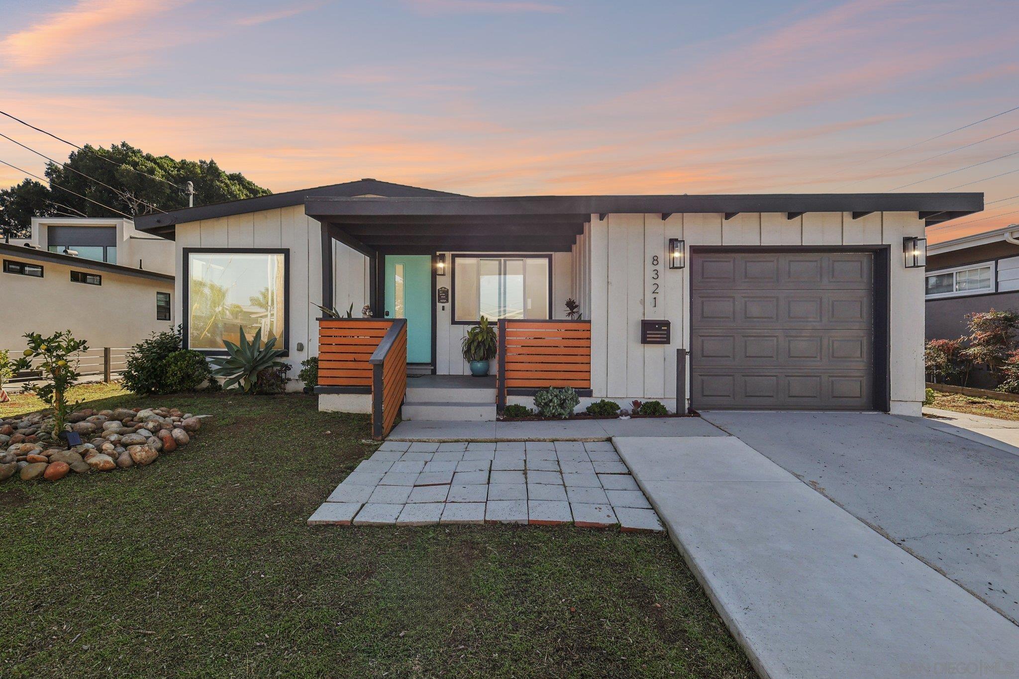 Front Image Thumbnail for SD250045034