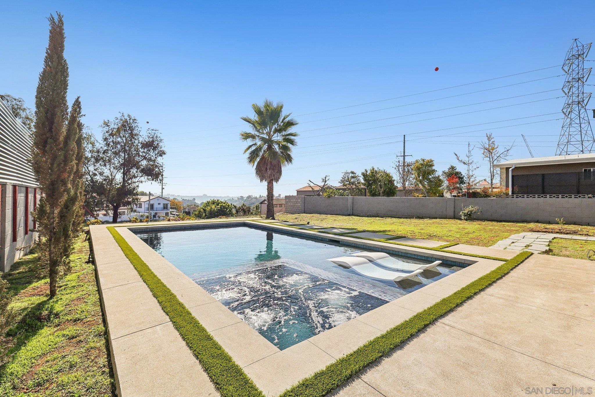 Detail Gallery Image 37 of 55 For 8321  Neva Ave, San Diego,  CA 92123 - 3 Beds | 2 Baths