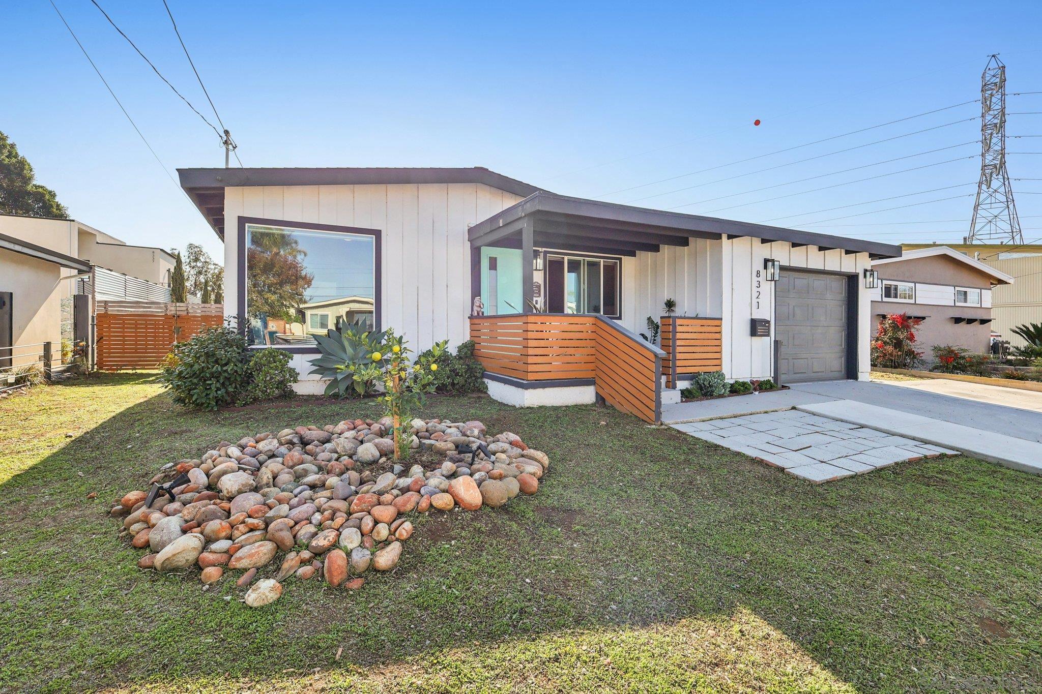 Detail Gallery Image 6 of 55 For 8321  Neva Ave, San Diego,  CA 92123 - 3 Beds | 2 Baths