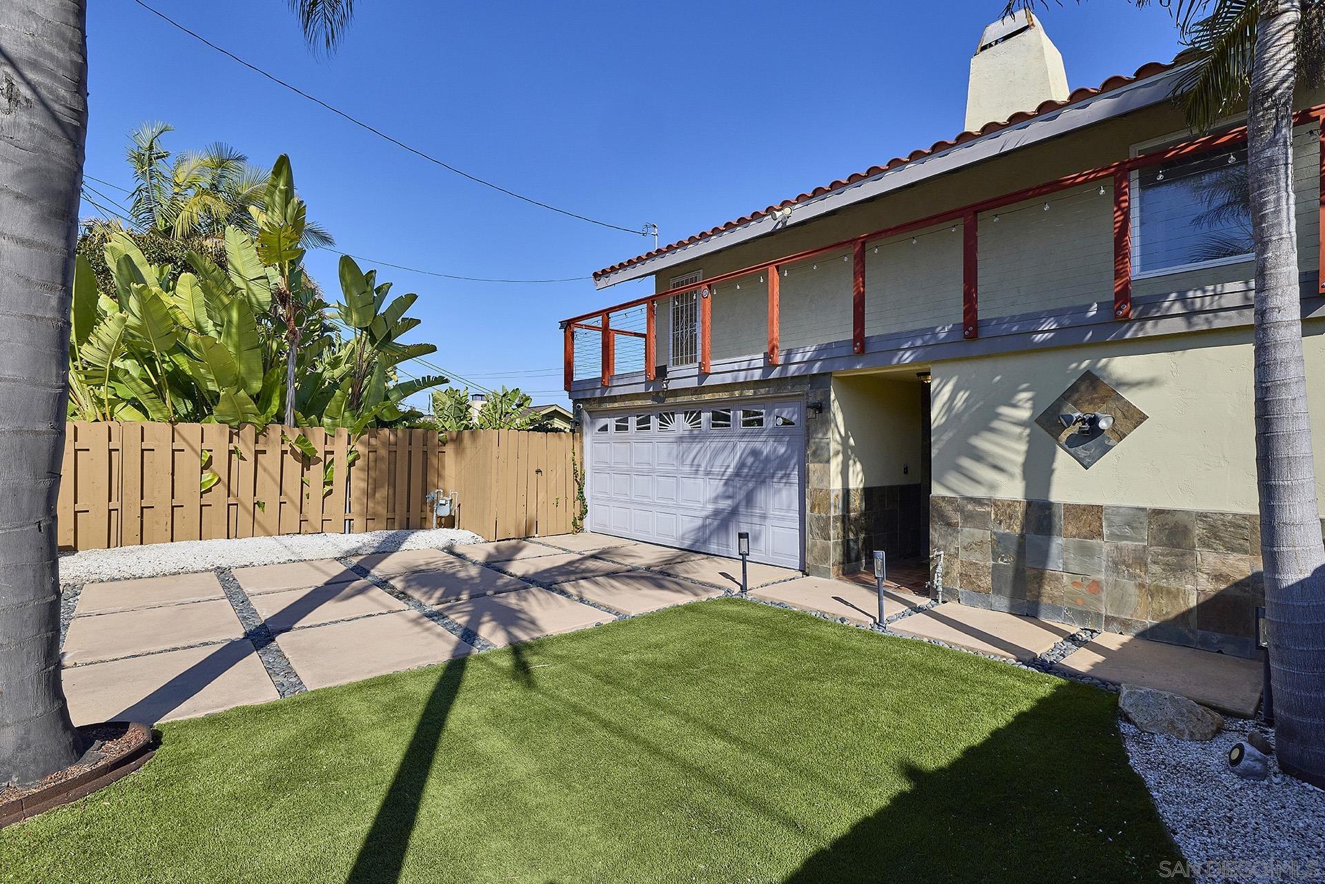 Front Image Thumbnail for SD250045035