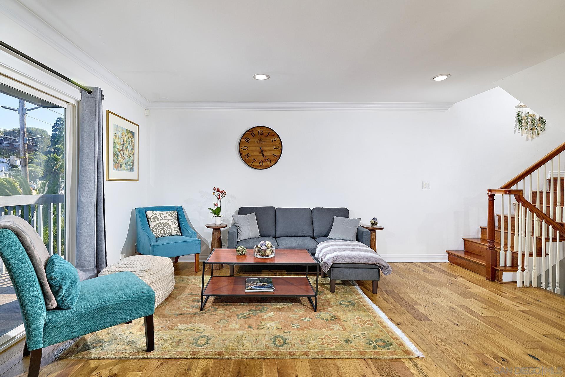 Detail Gallery Image 3 of 21 For 3550  Wawona, San Diego,  CA 92106 - 3 Beds | 2/1 Baths