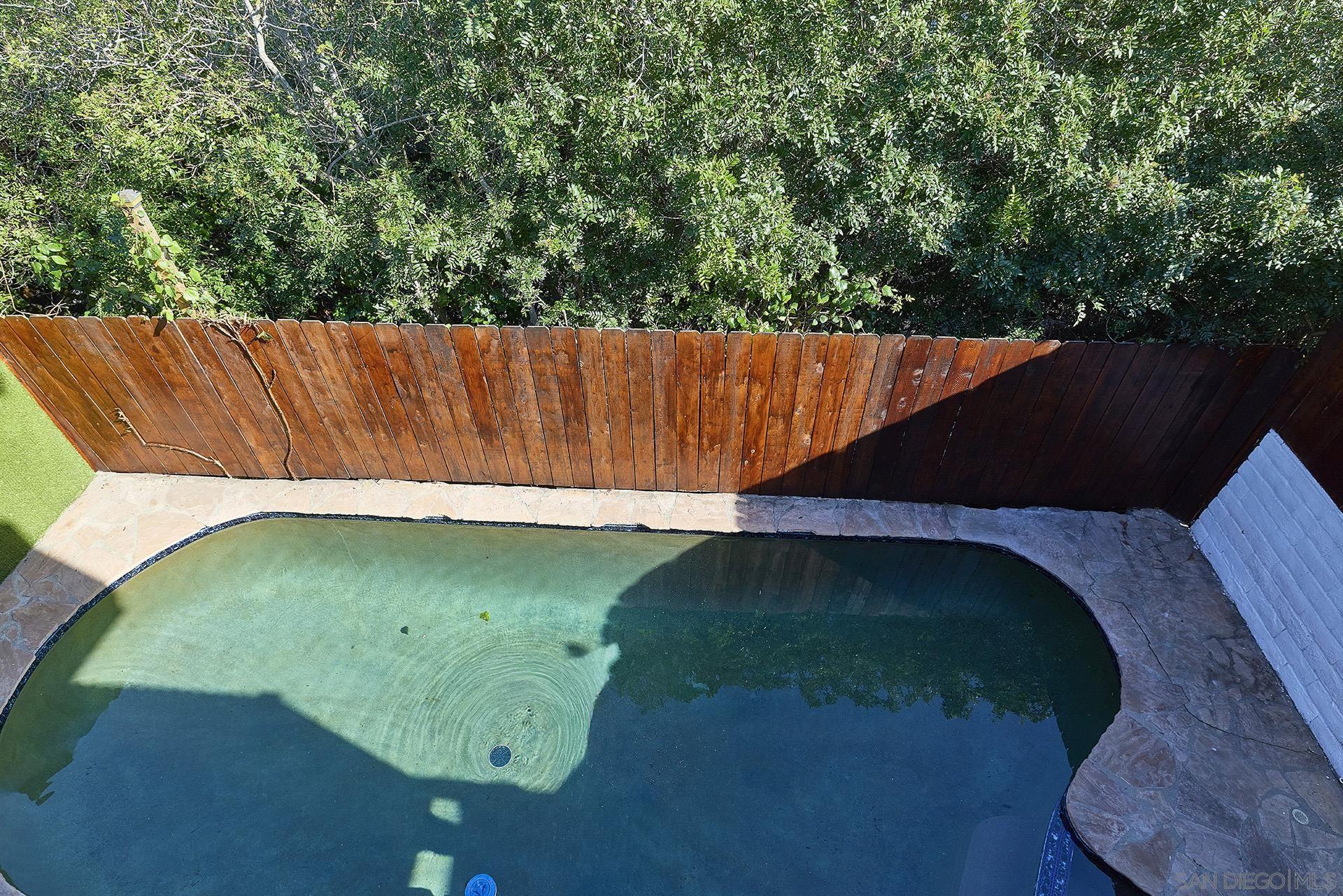 Detail Gallery Image 10 of 21 For 3550  Wawona, San Diego,  CA 92106 - 3 Beds | 2/1 Baths