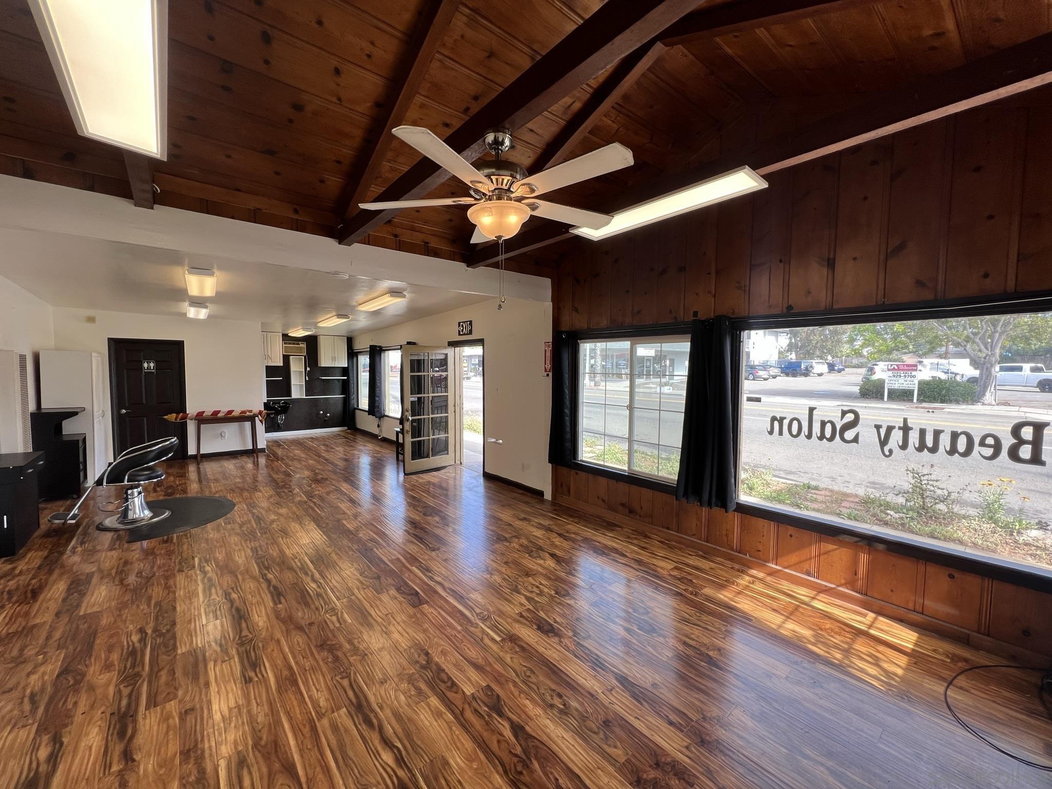 Detail Gallery Image 11 of 13 For 1015 S Coast Hwy, Oceanside,  CA 92054 - – Beds | – Baths