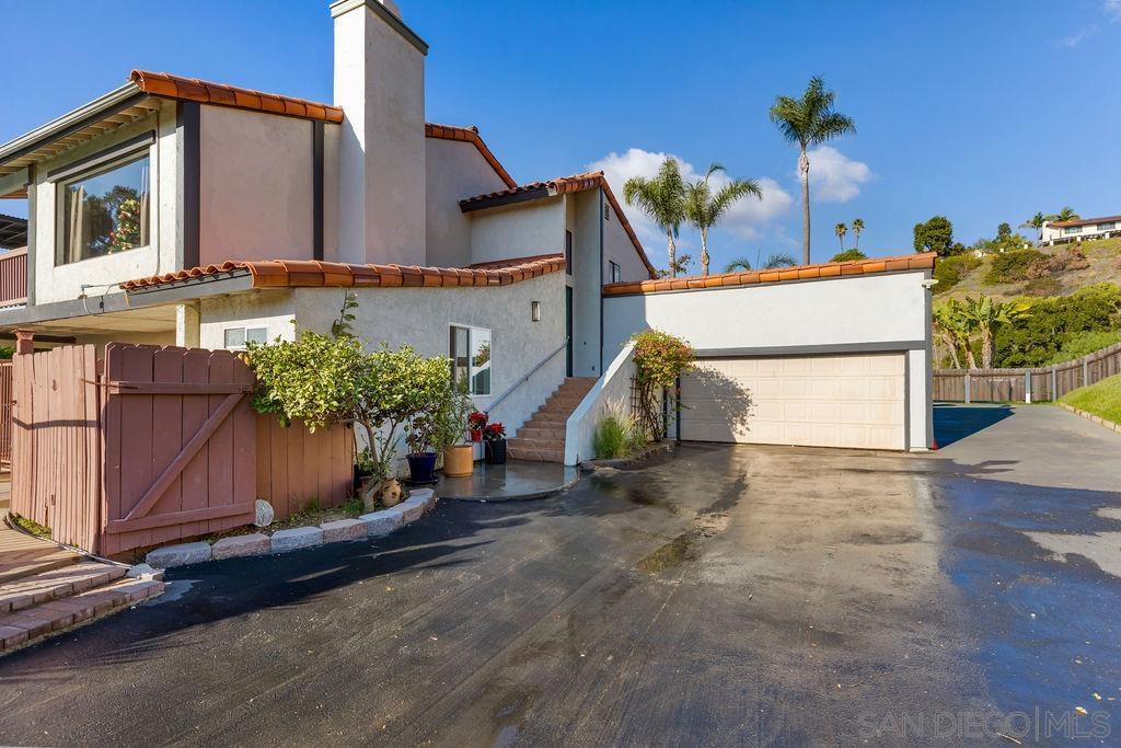 Front Image Thumbnail for SD250045038