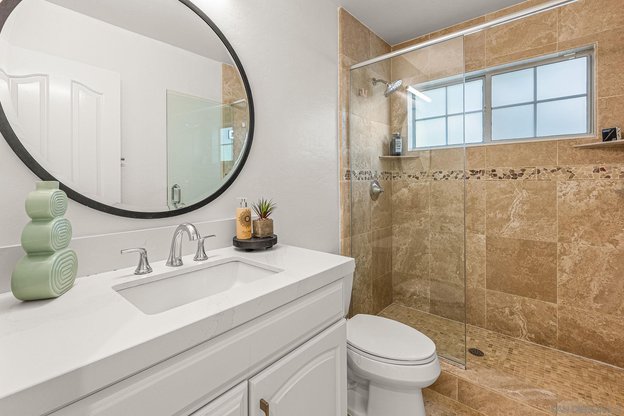 Detail Gallery Image 11 of 33 For 15951  Avenida Calma, Rancho Santa Fe,  CA 92091 - 5 Beds | 3 Baths