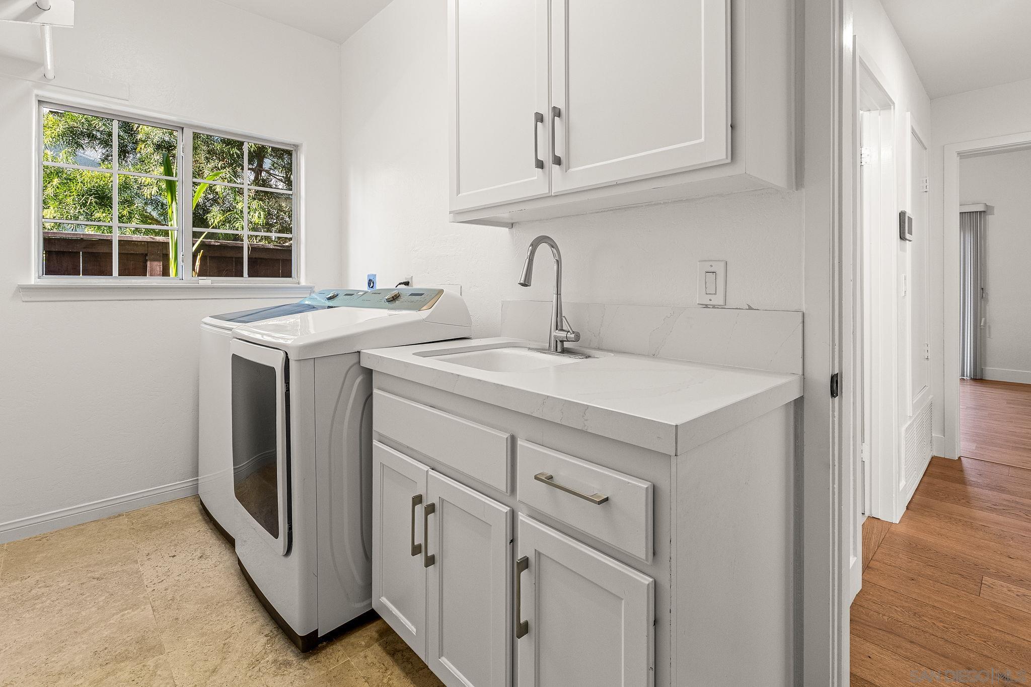 Detail Gallery Image 14 of 33 For 15951  Avenida Calma, Rancho Santa Fe,  CA 92091 - 5 Beds | 3 Baths