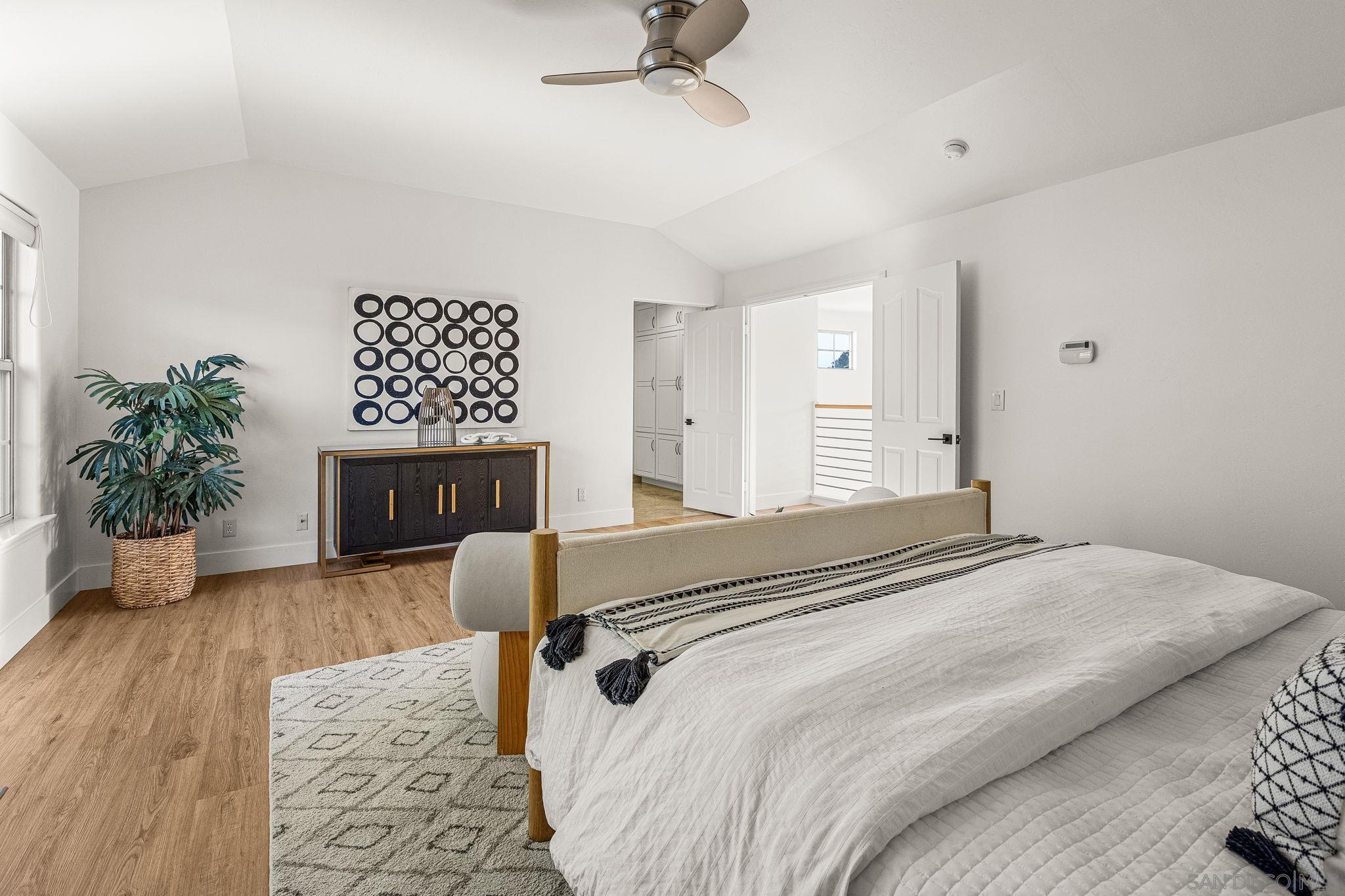 Detail Gallery Image 20 of 33 For 15951  Avenida Calma, Rancho Santa Fe,  CA 92091 - 5 Beds | 3 Baths